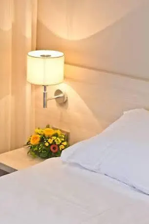 Tourist Settlement San Marino Veli Mel 호텔 로파르 크로아티아
